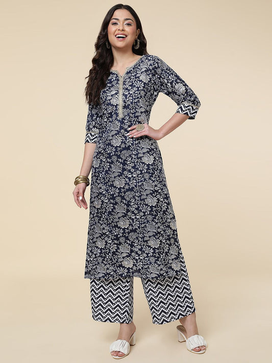 Stylish Casual Wear Straight Kurti Pant Set