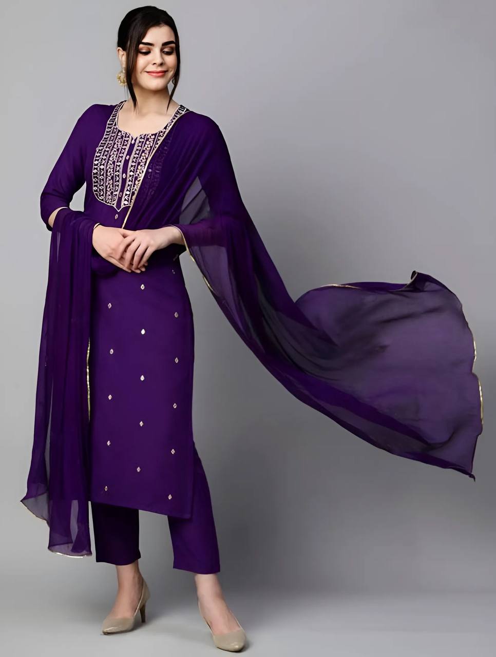 Women Embroidery Rayon Slub Kurta Set