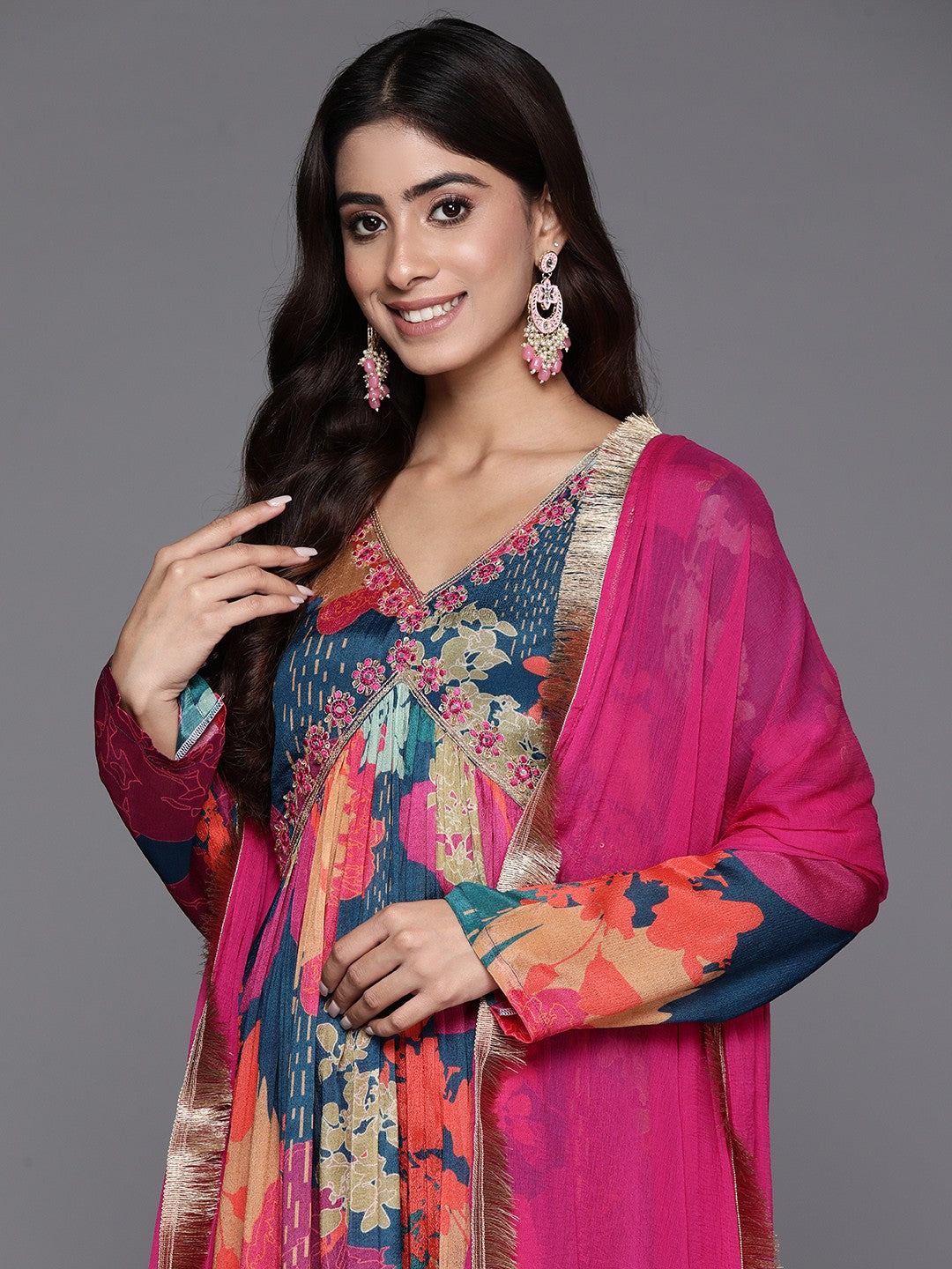 Women Floral Print Flared Kurta with Pants And Dupatta