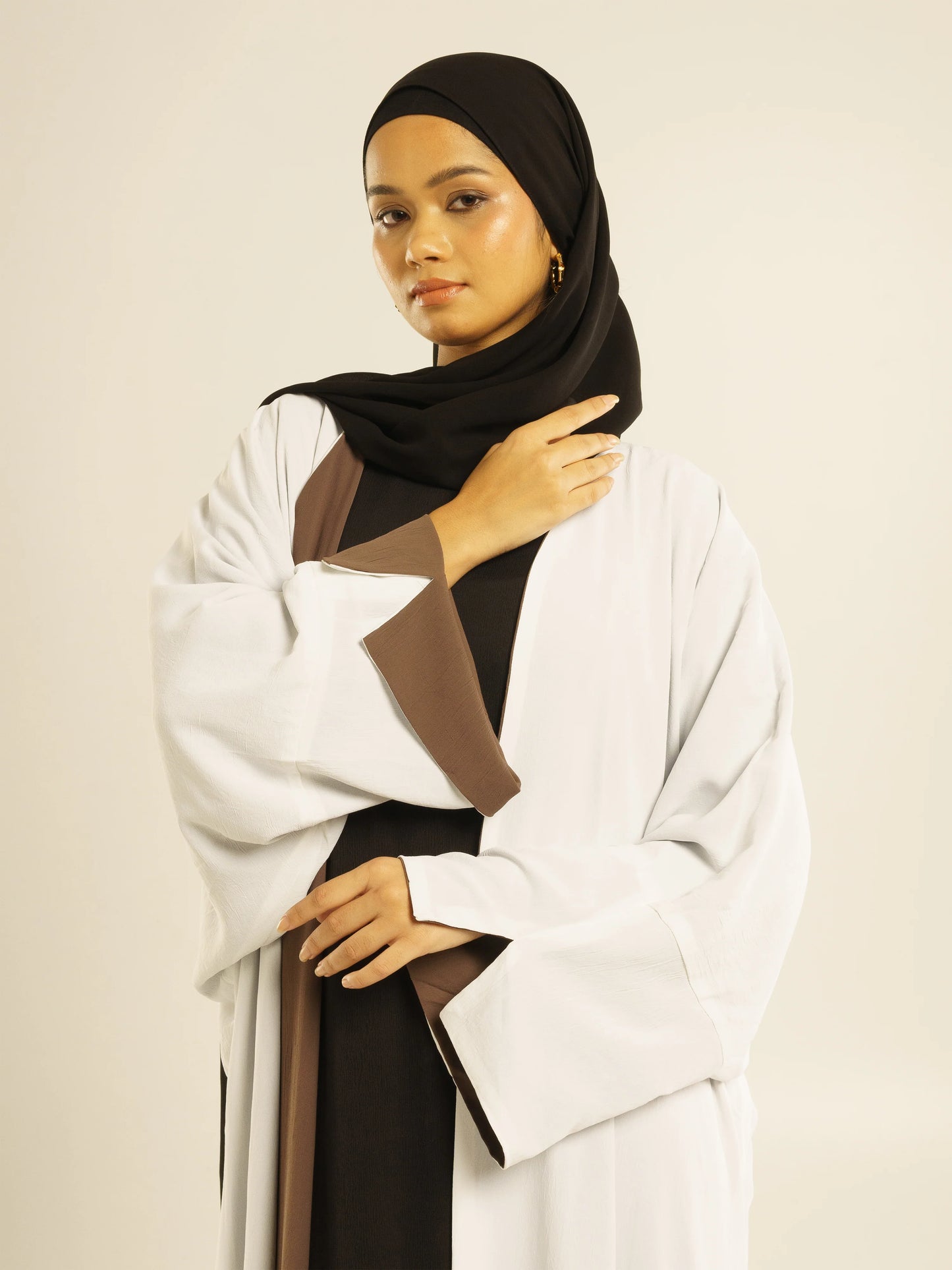 REVERSIBLE ABAYA - BROWN & WHITE