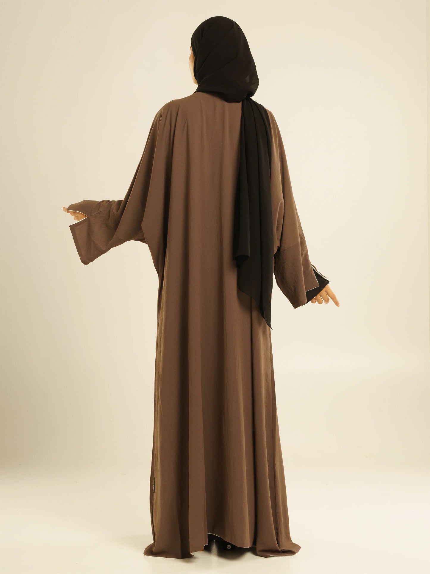 REVERSIBLE ABAYA - BROWN & WHITE