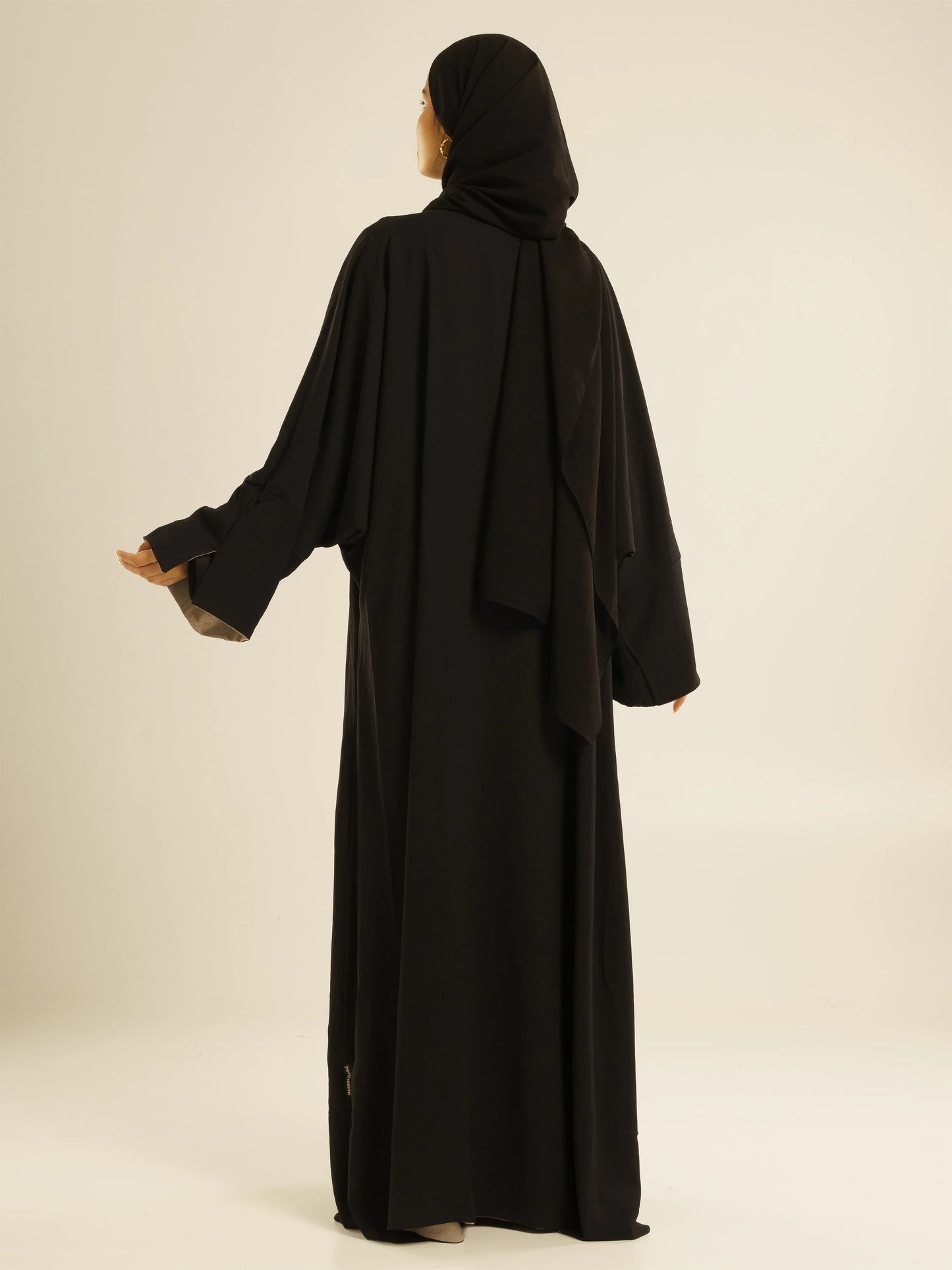 REVERSIBLE ABAYA - GREY & BLACK